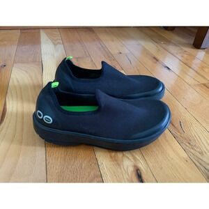OOFOS OOmg eeZee black recovery sneakers woman's size 8